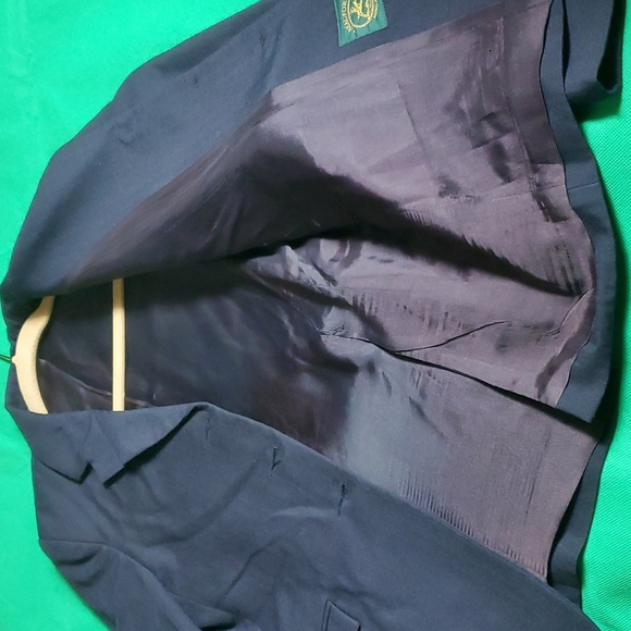 Ladies Jacket - Picture 2 of 6